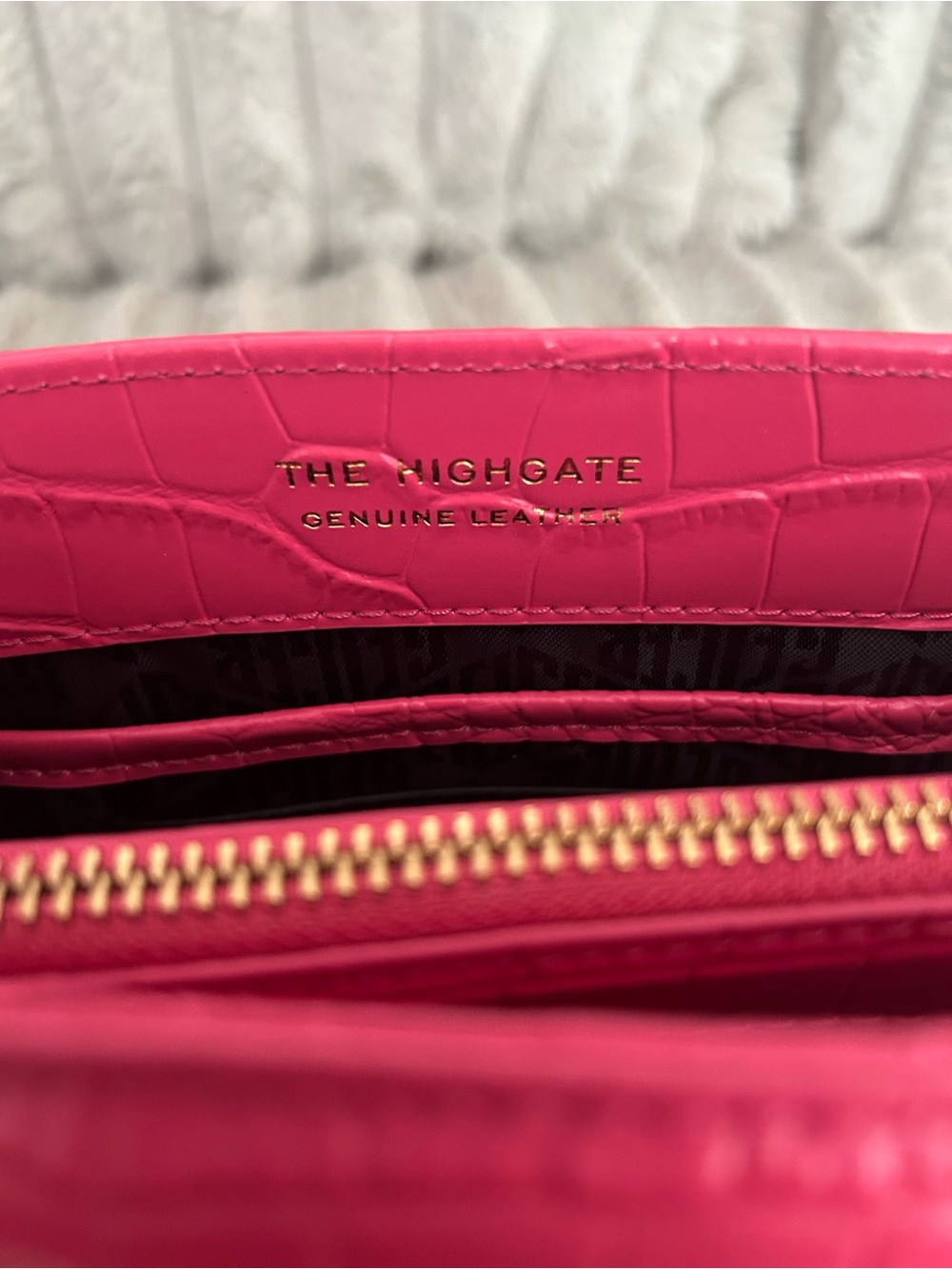 Kurt Geiger NWT Highgate Hot Pink Croc-Embossed Tote or Crossbody - Picture 5 of 5
